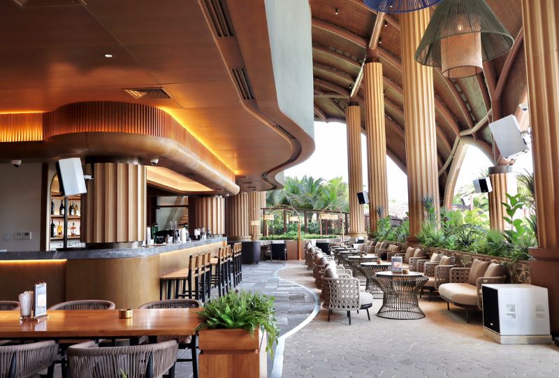 Khayangan Beach Club Gallery 01